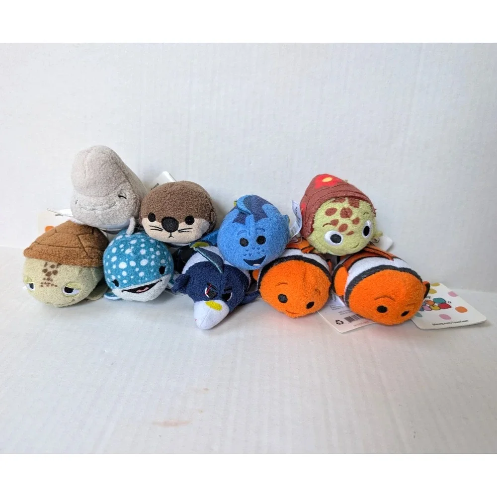 Disney Tsum Tsum Plush Lot of 9 Finding Nemo Dory Destiny Otter Bailey Gill +